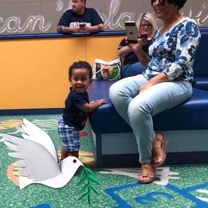 Meet your Posher, Ana cecilia